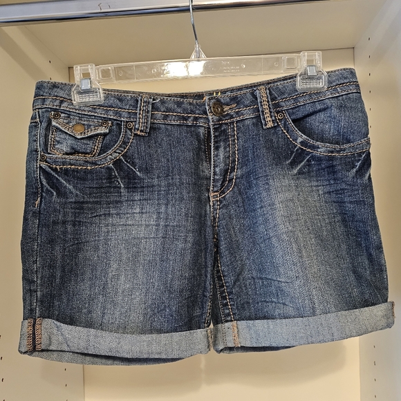 Mudd Pants - Mudd Jean shorts size 13